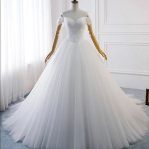 BRAND NEW Off Shoulder Princess Ariel Wedding Dress